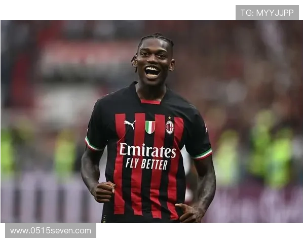 拉斐尔莱奥：足球场上的璀璨明星与未来之星的崛起之路